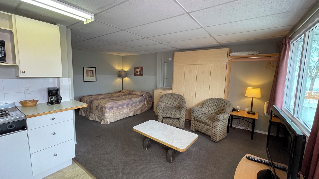 Photo of Bedroom in Sylvan Lake