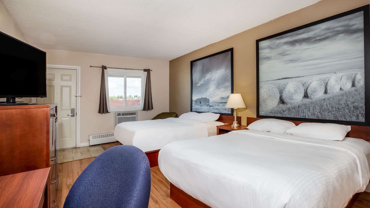 Photo of Bedroom in Smoky Lake