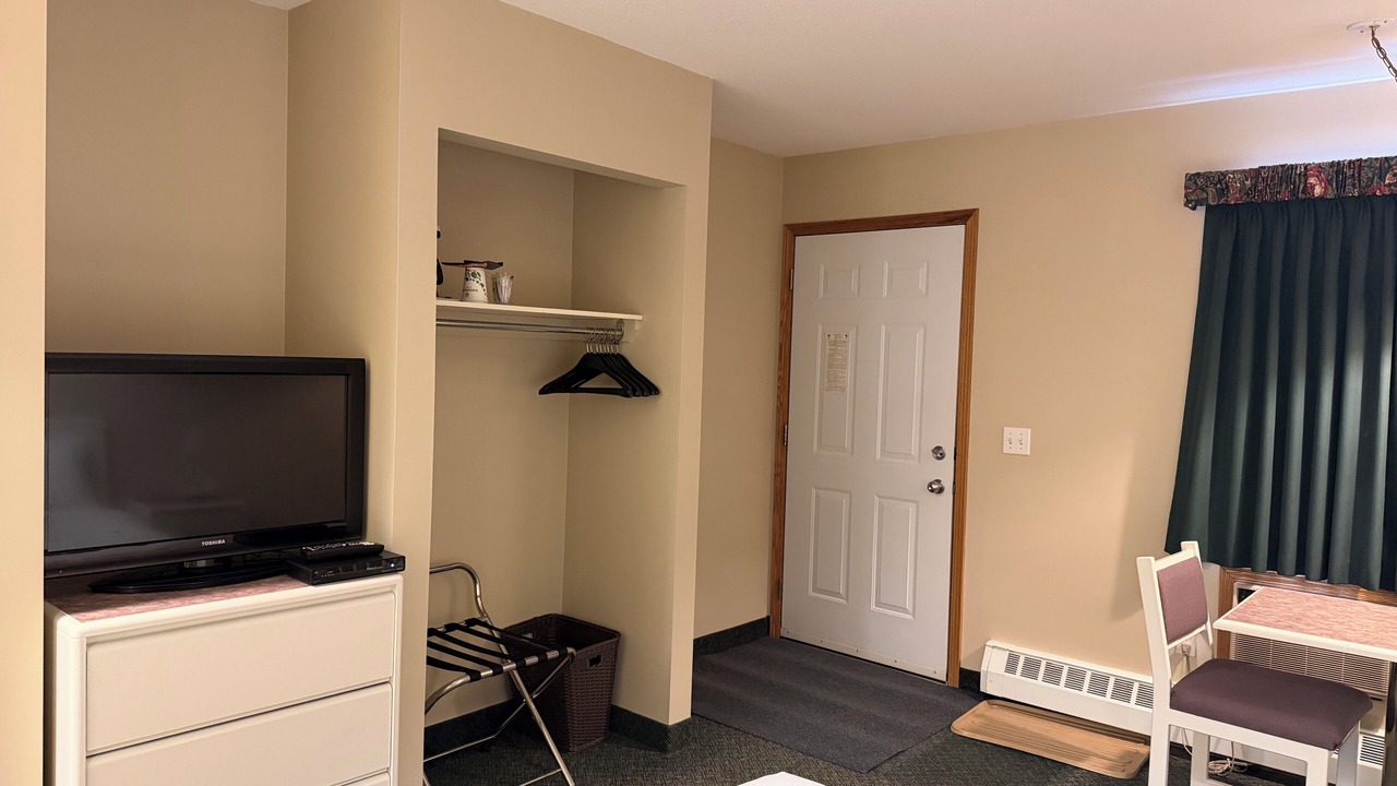 Photo of Bedroom in Sundre