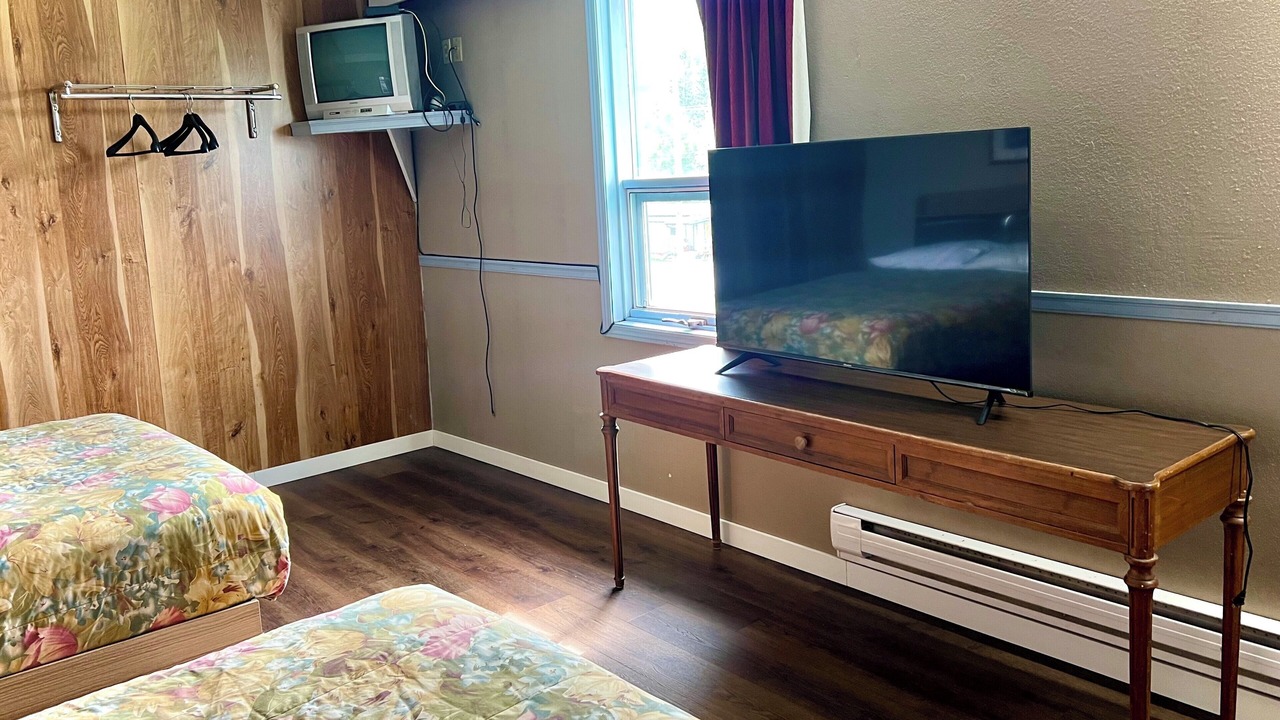 Photo of Bedroom in Valemount