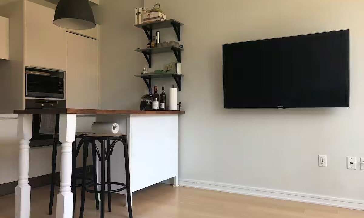 Photo of Kitchen in Southeast False Creek
