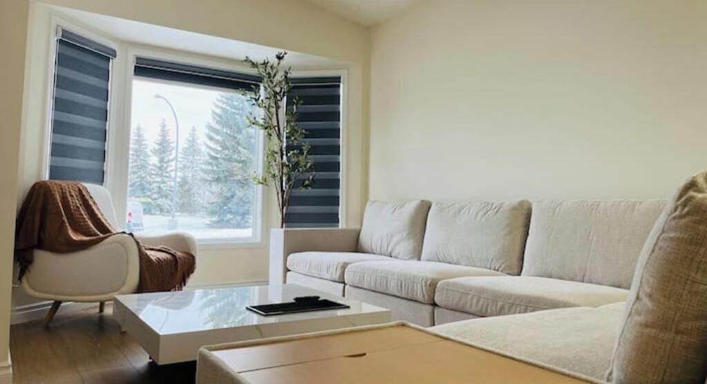 Photo of Livingroom in Southeast Edmonton