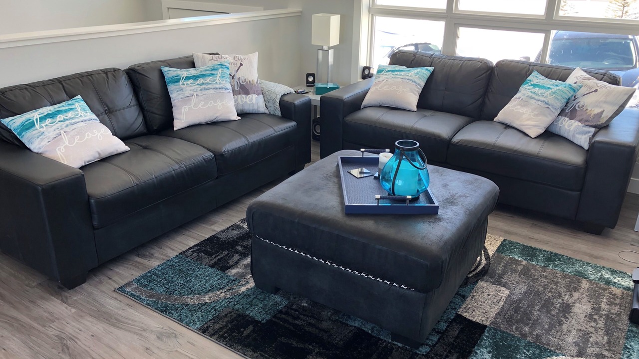 Photo of Livingroom in Parkland Beach