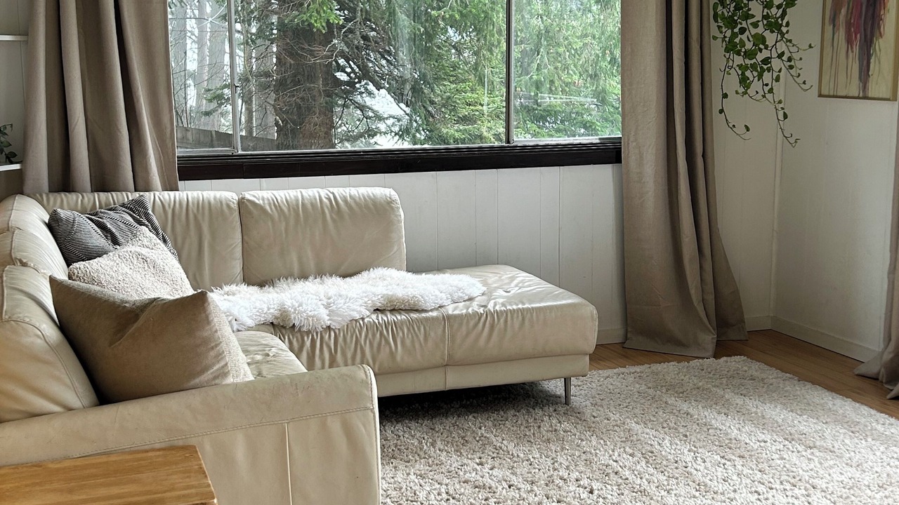Photo of Livingroom in Salt Spring Island