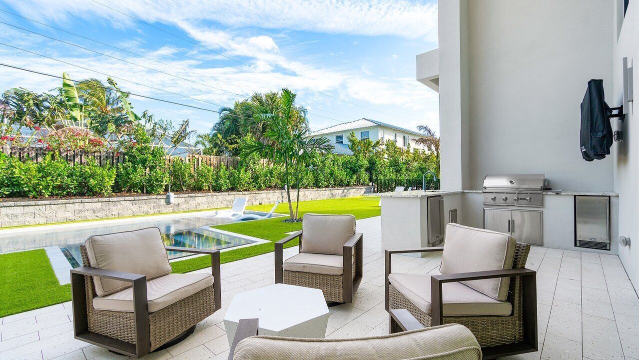 Photo of Outdoor in Juno Beach