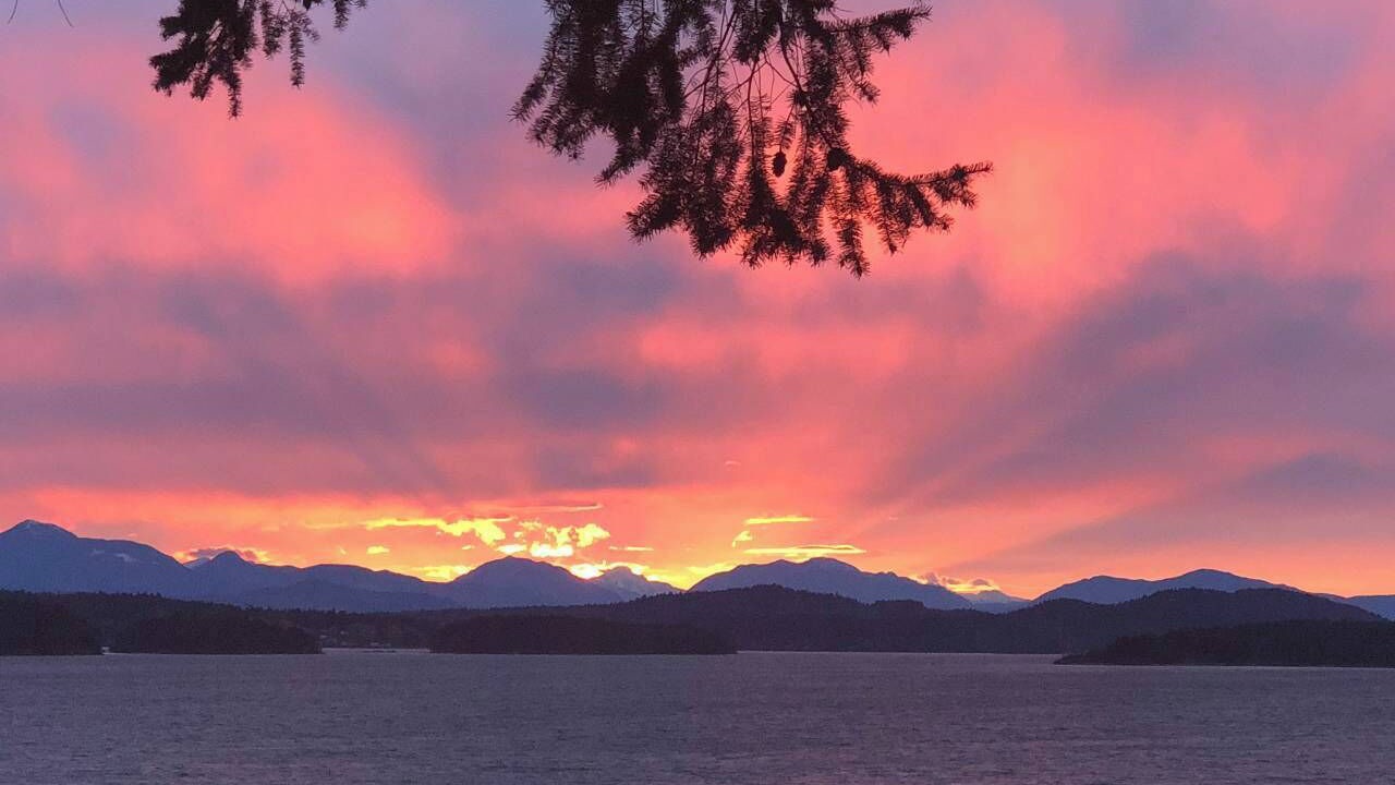 Photo of Others in Galiano