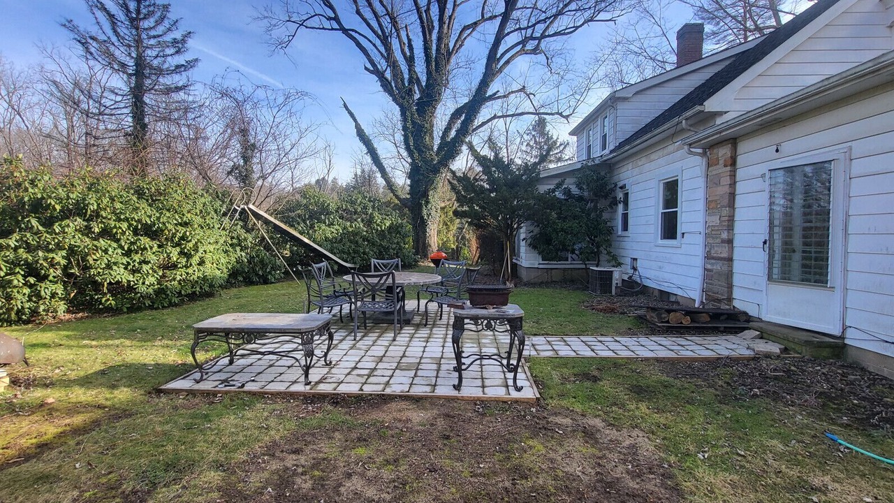 Photo of Outdoor in Novelty