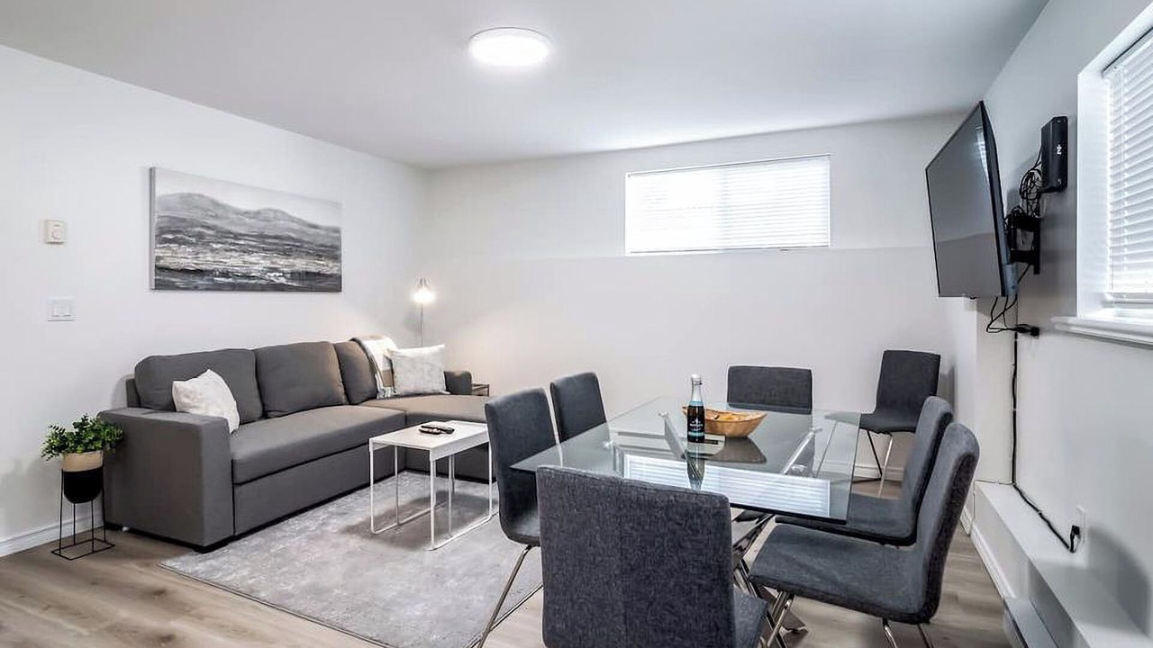 Photo of Livingroom in Westwood Plateau