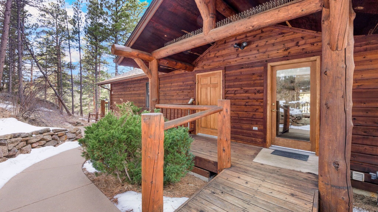 Photo of Patio Balcony in Estes Park