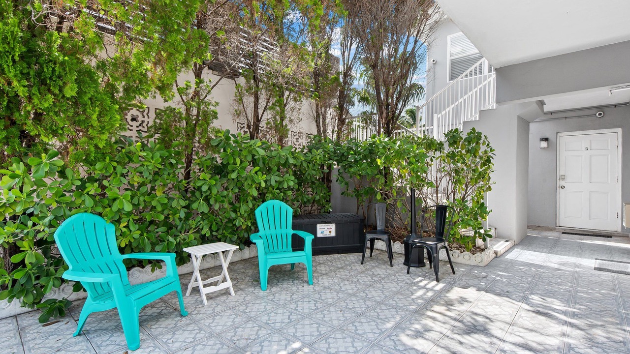 Photo of Patio Balcony in Hollywood