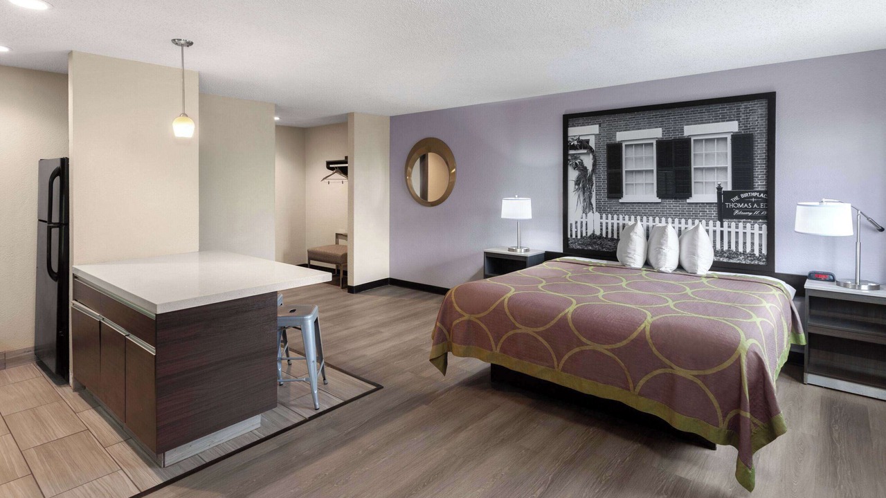 Photo of Bedroom in Akron