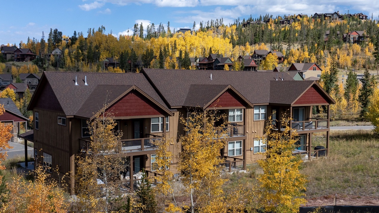 Photo of Outdoor in Rendezvous