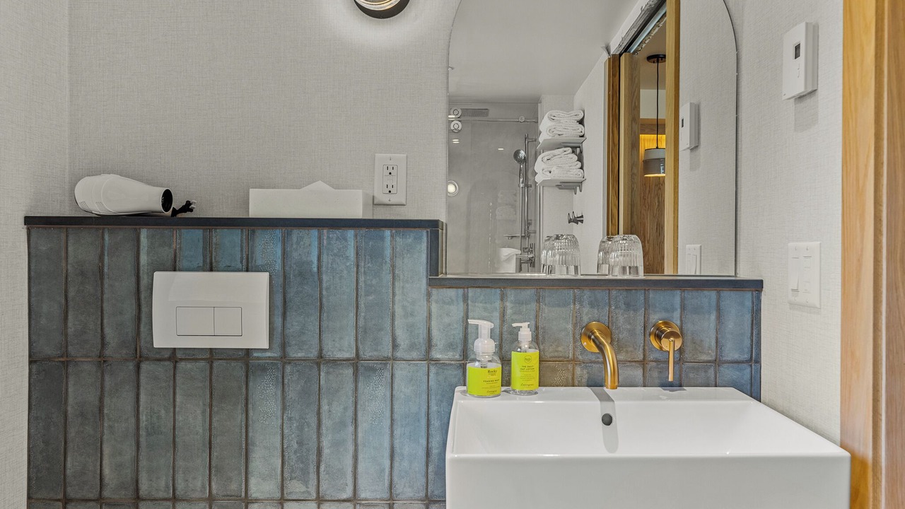 Photo of Bathroom in Banff