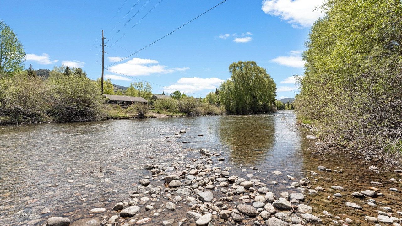 Photo of Others in Silverthorne