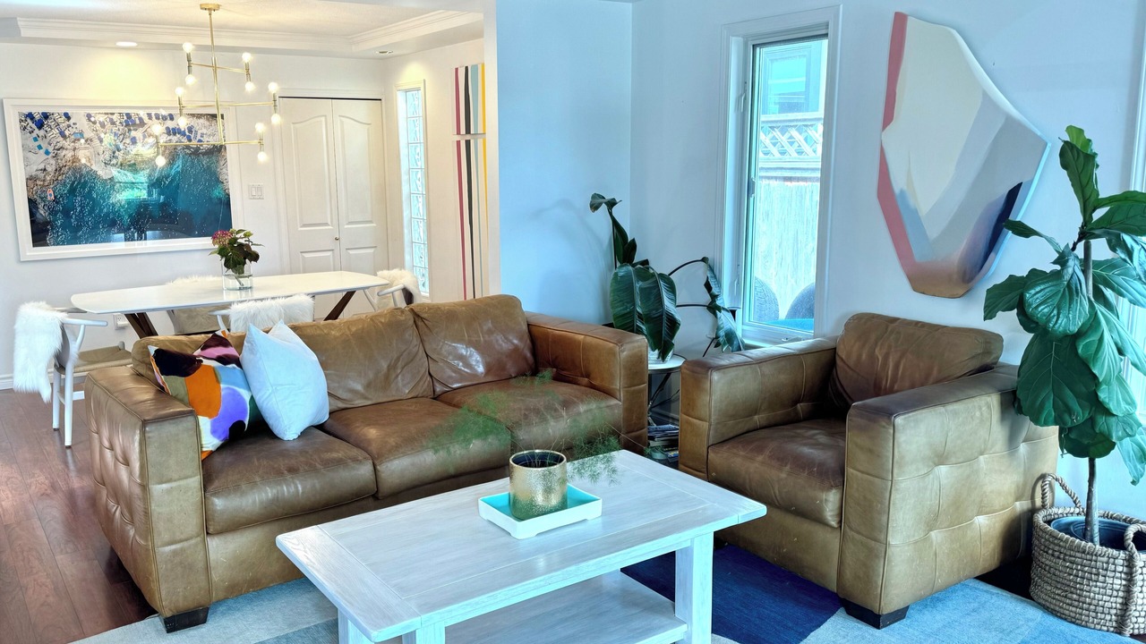 Photo of Livingroom in Boundary Bay