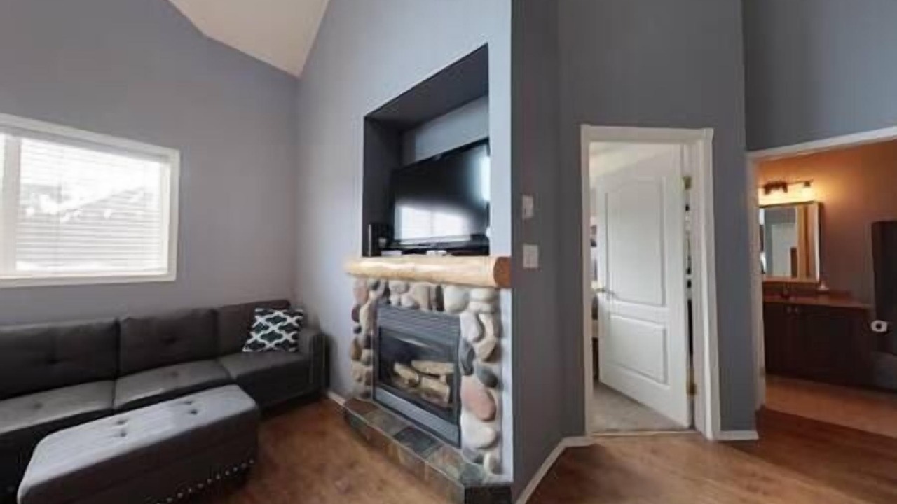 Photo of Livingroom in East Kootenay