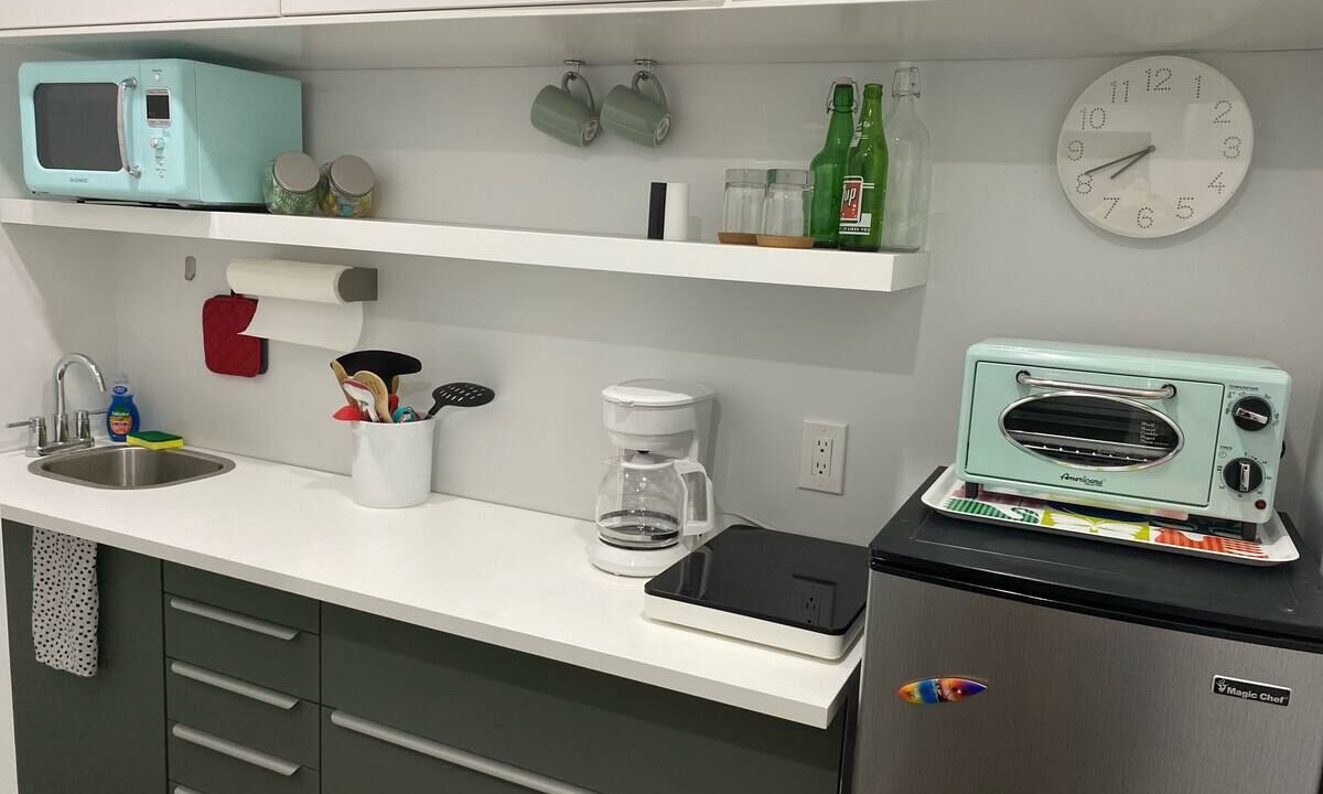Photo of Kitchen in South Palm Park Neighborhood Association