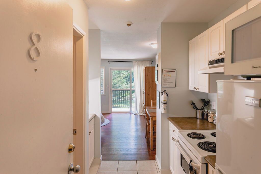 Photo of Kitchen in Harrison Hot Springs
