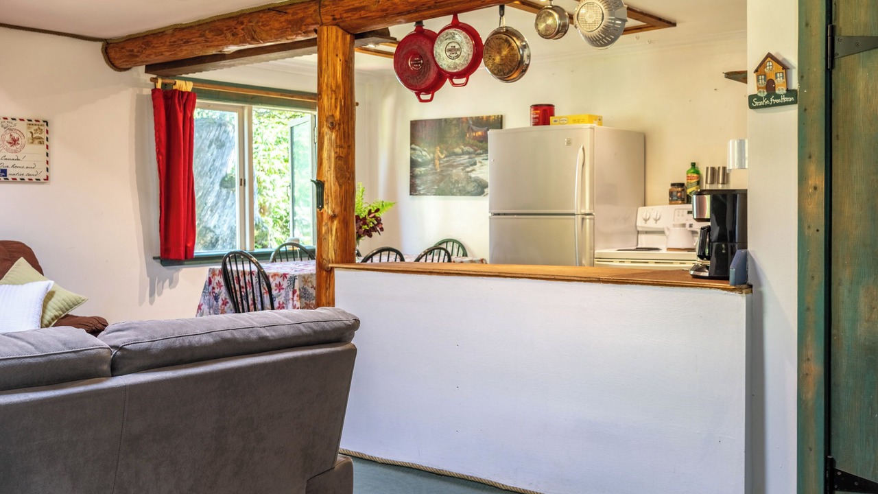 Photo of Patio Balcony in Bamfield