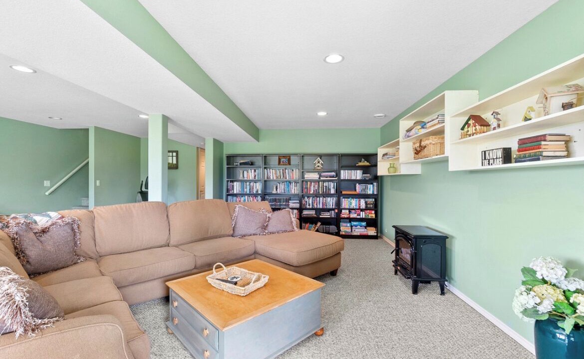 Photo of Livingroom in Central Okanagan