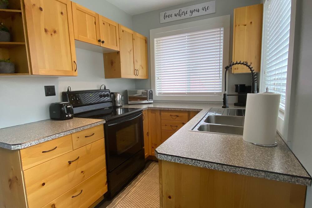 Photo of Kitchen in Okanagan-Similkameen