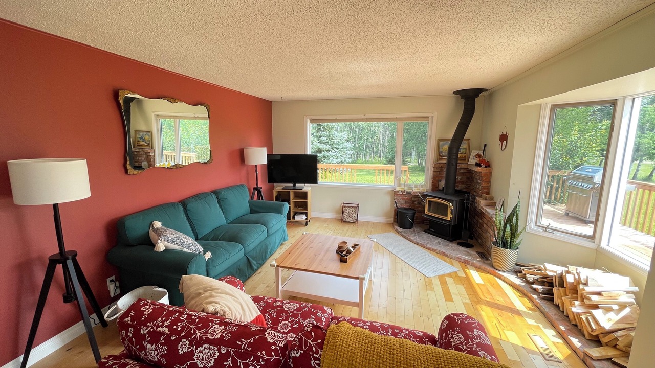 Photo of Livingroom in Waiparous Village