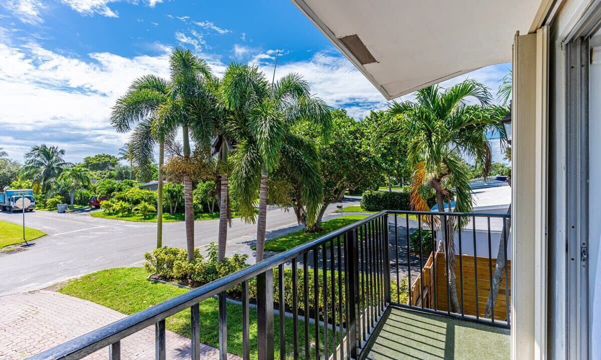 Photo of Outdoor in Beachway Estates