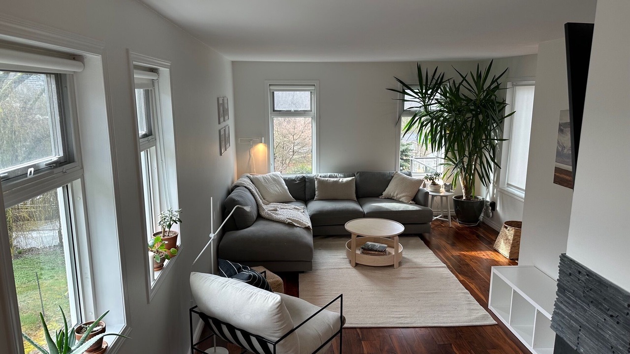 Photo of Livingroom in Port Moody