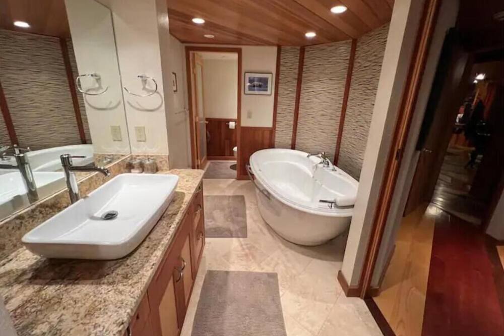 Photo of Bathroom in Jackson