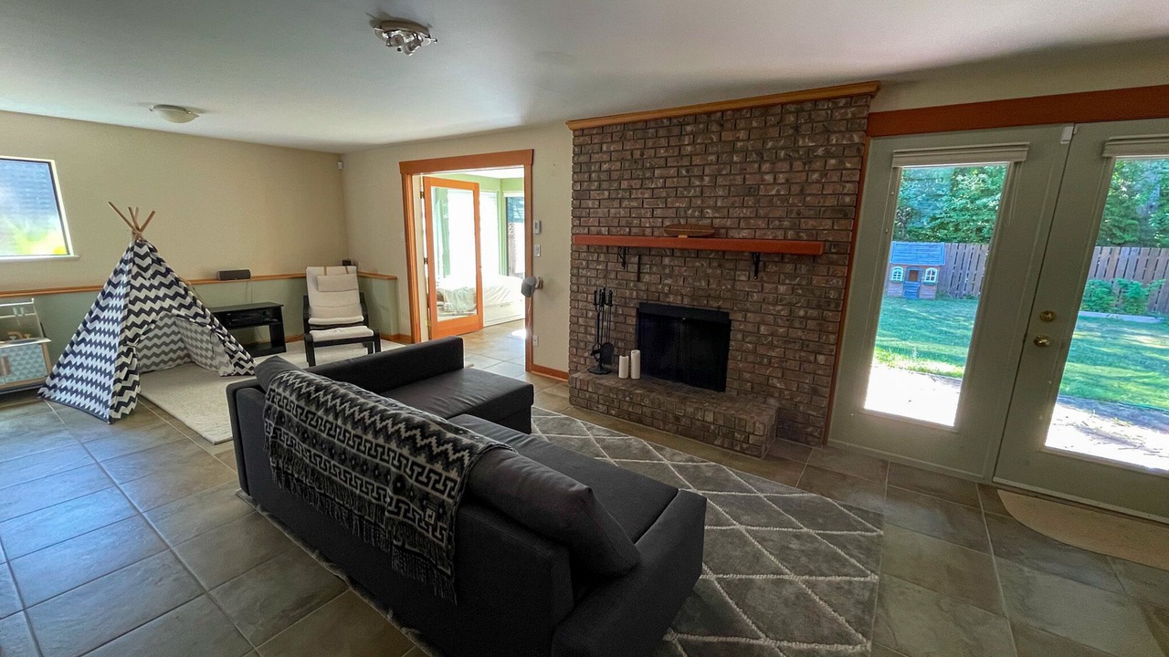 Photo of Livingroom in Squamish