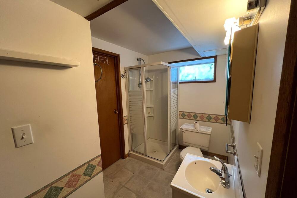 Photo of Bathroom in Delta