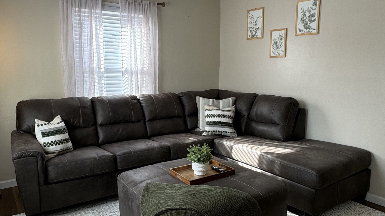 Photo of Livingroom in Avon Lake