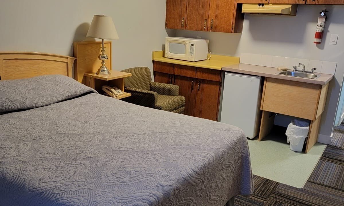 Photo of Bedroom in Smoky Lake
