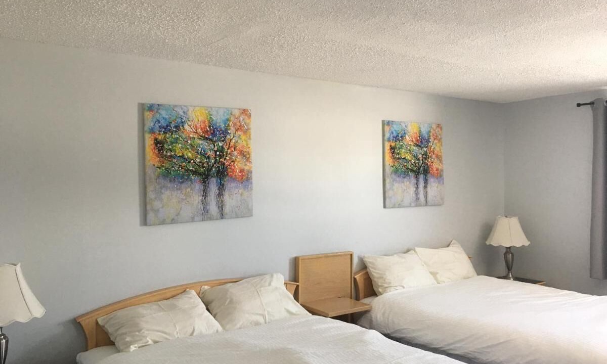 Photo of Bedroom in Smoky Lake