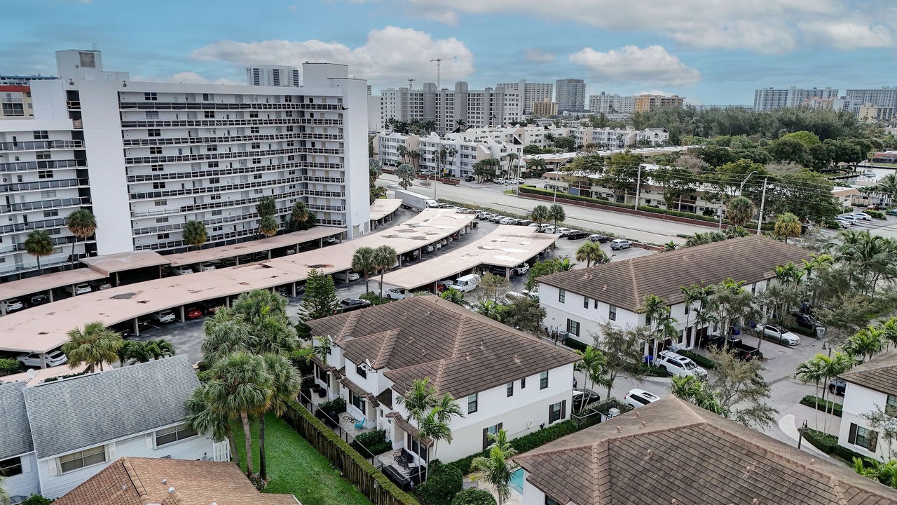 Photo of Outdoor in Beachway Estates