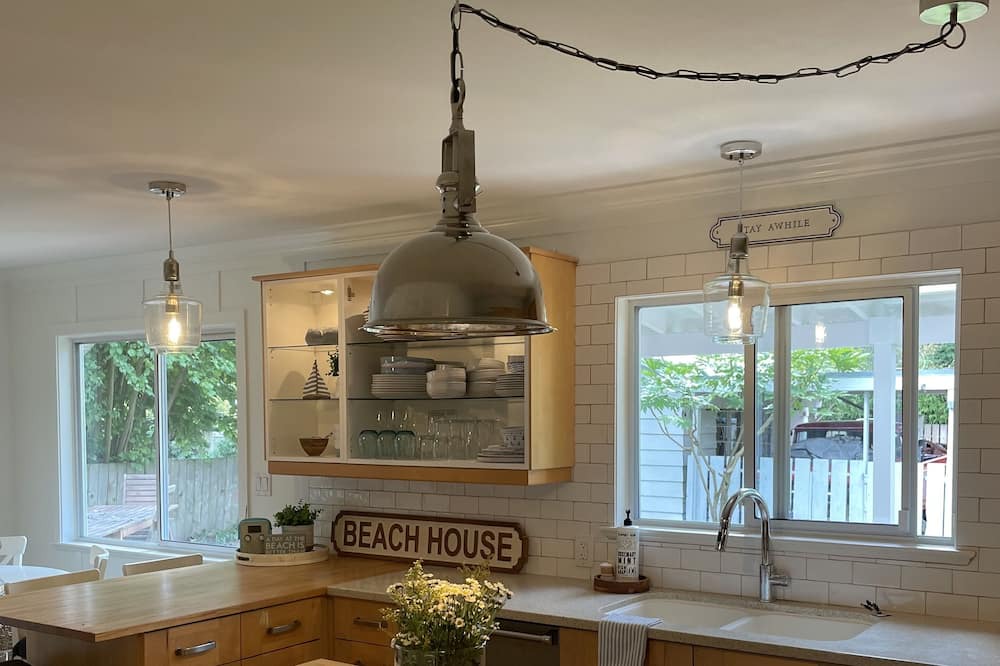Photo of Kitchen in Surrey