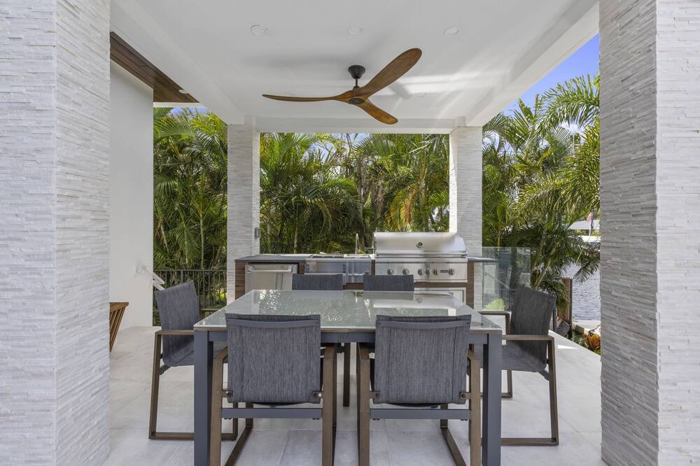 Photo of Outdoor in Lighthouse Point
