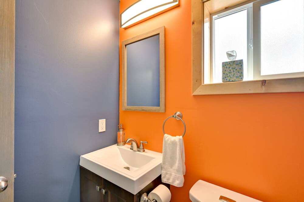 Photo of Bathroom in Crestone