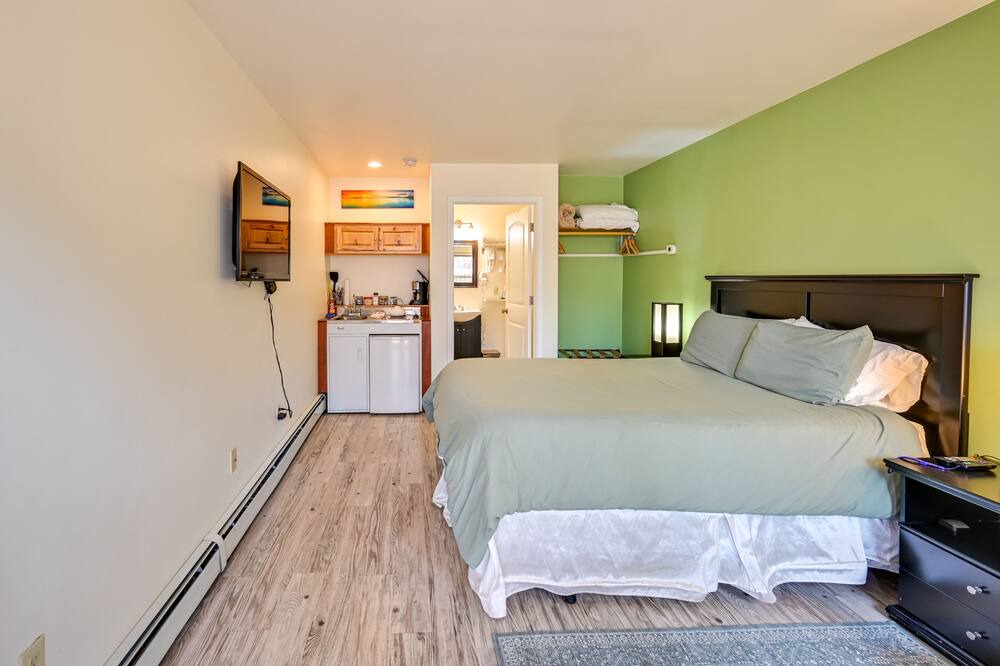 Photo of Bedroom in Crestone