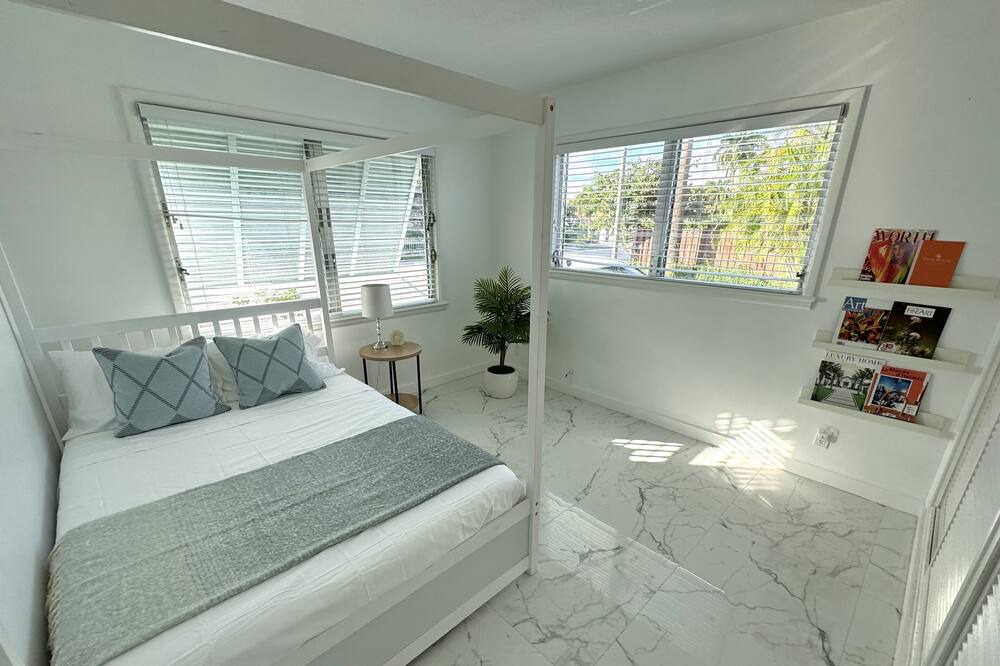 Photo of Bedroom in Parker Ridge