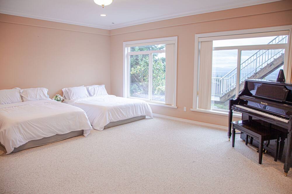 Photo of Bedroom in Westwood Plateau