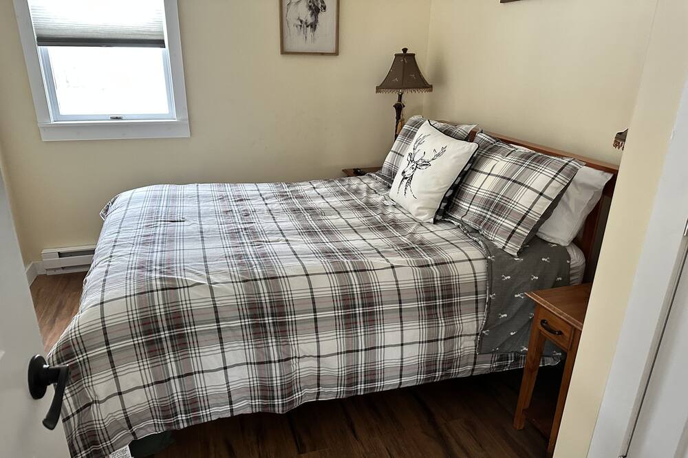 Photo of Bedroom in Schroon Lake