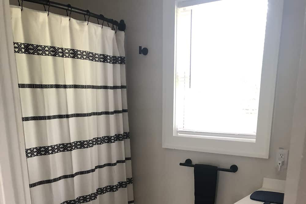 Photo of Bathroom in Ticonderoga