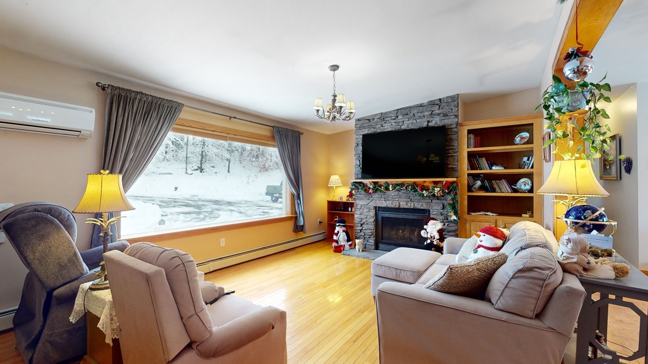Photo of Livingroom in Bartlett
