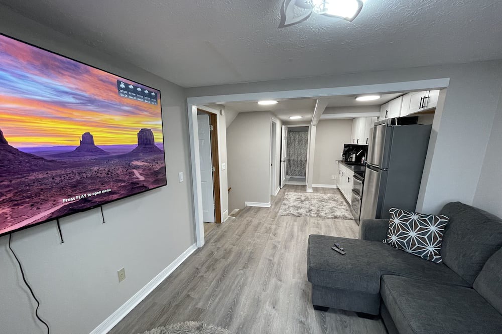 Photo of Livingroom in Sheffield Lake