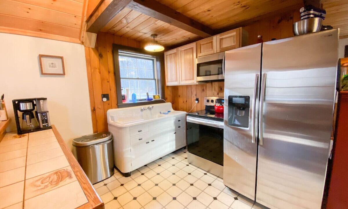 Photo of Kitchen in Harts Location