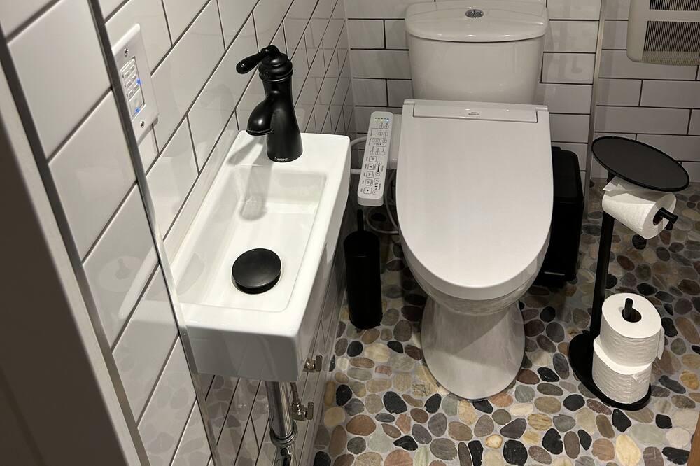 Photo of Bathroom in Nelson