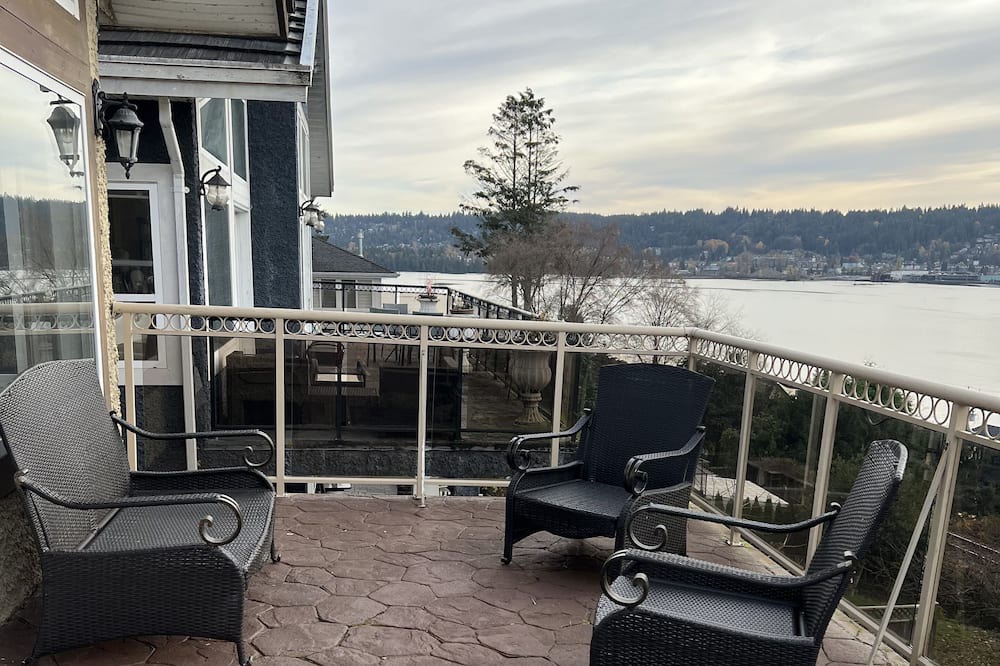 Photo of Patio Balcony in Port Moody