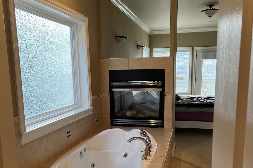 Photo of Bathroom in Port Moody