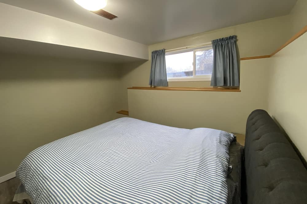 Photo of Bedroom in Kamloops